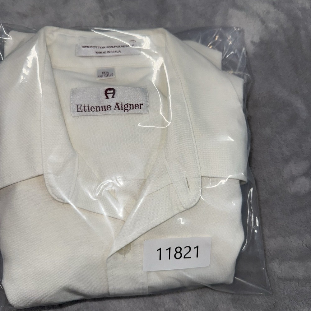 Etienne Aigner Button Down Mens 15.5 White Vintage Short Sleeve Logo Shirt - Picture 6 of 6
